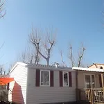 Mobil 4*
