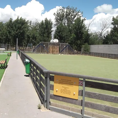 Mobil キャンプ場 4*